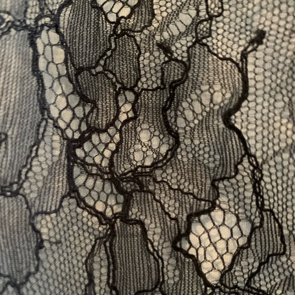 GUESS MARCIANO LACE TOP NWT - Picture 7 of 10